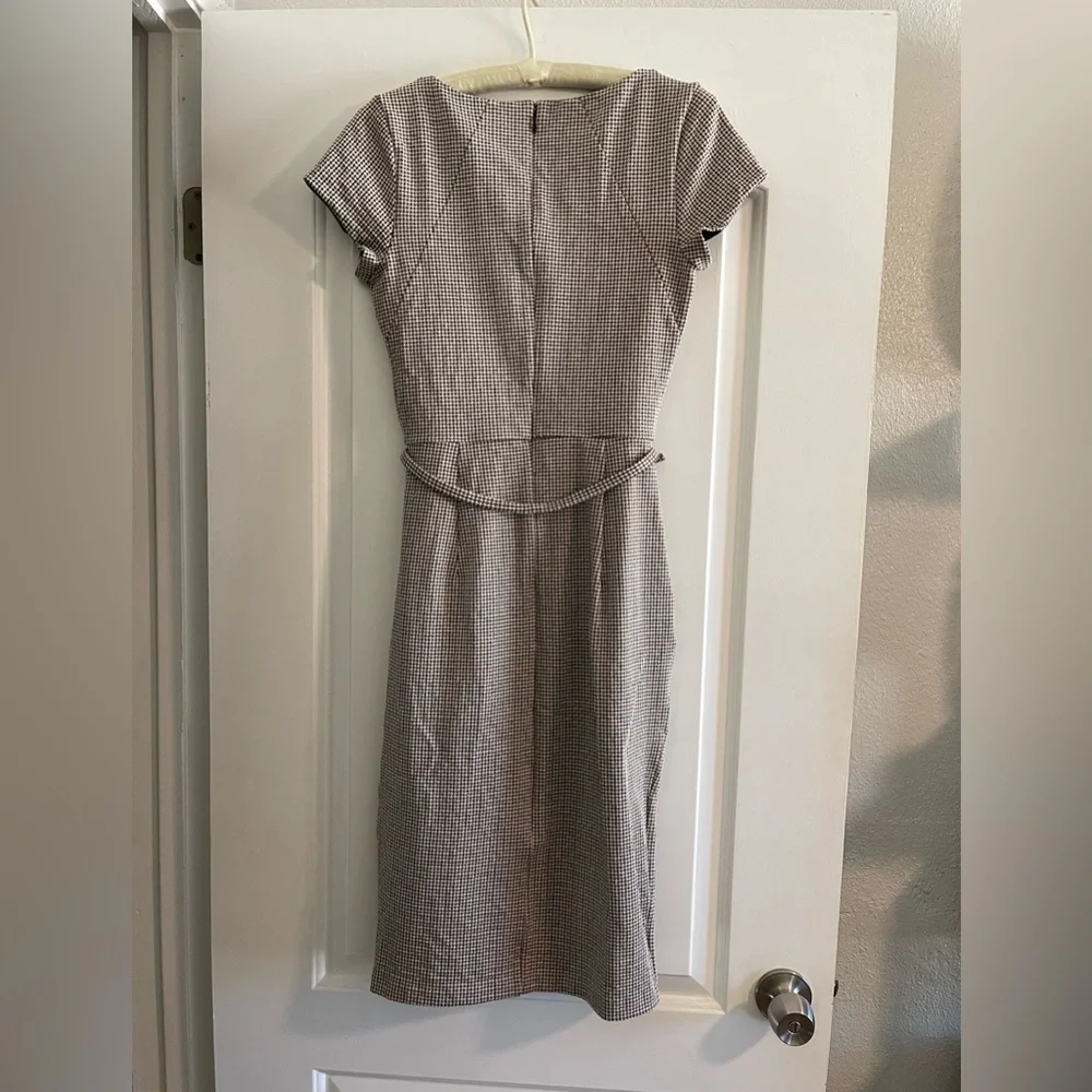 Express Dress - Picture 5 of 8